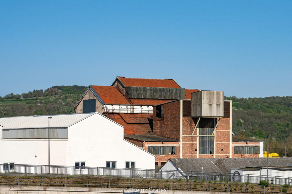 Glasfabik Goldene Meile